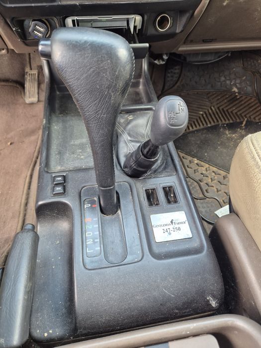 Toyota land cruiser 90