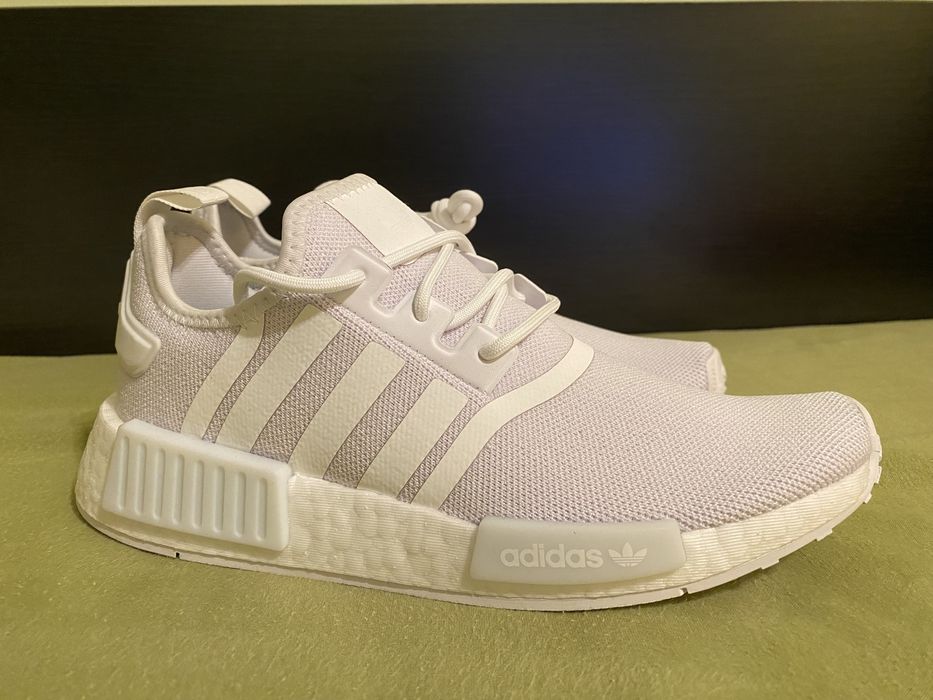 Adidas NMD R1 Boost/Адидас