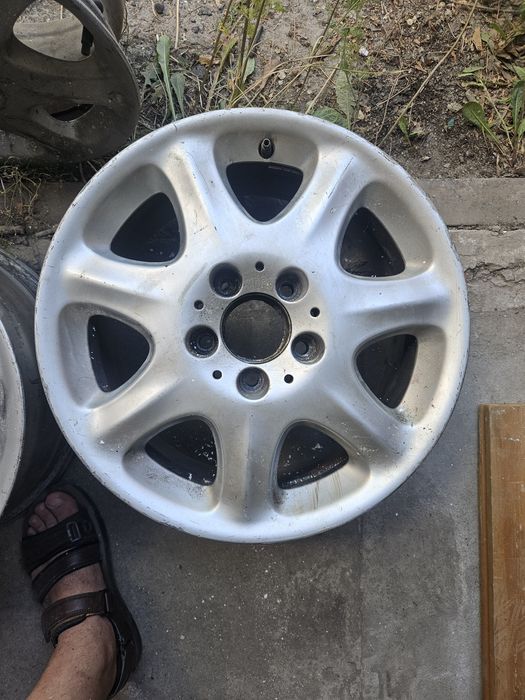 Диски на мерседес r16