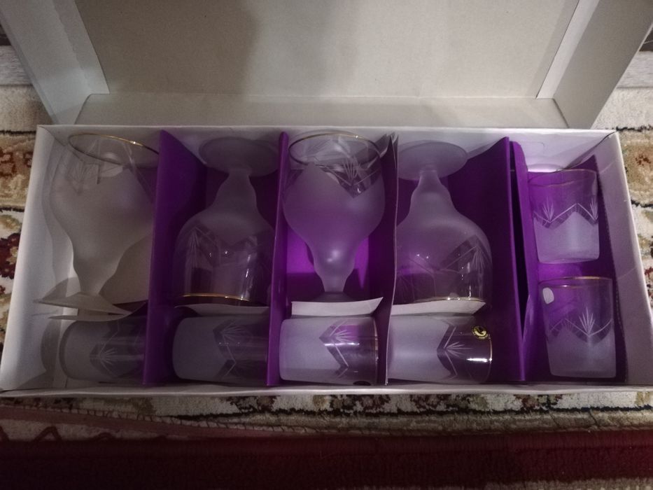 Продам набор посуды