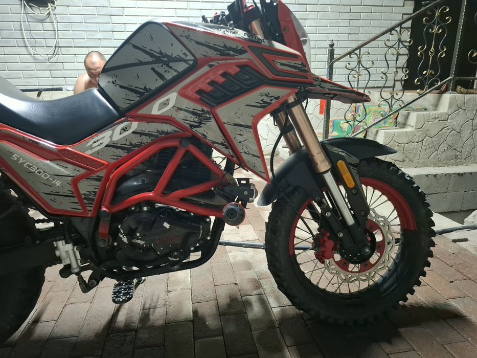 Эндуро SYCMCC 300 кубов