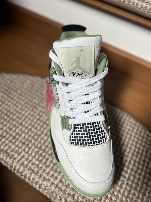 Air Jordan 4 Olive Green