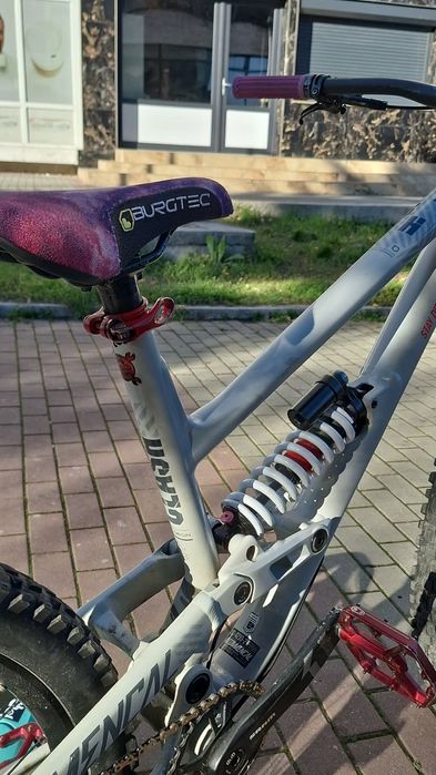 Commencal clash 2020