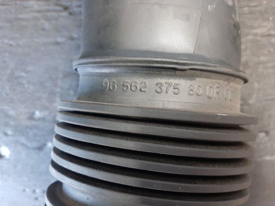 tubulatura admisie 1.6 b 5f01 peugeot 3008 308 citroen c4  9656237580