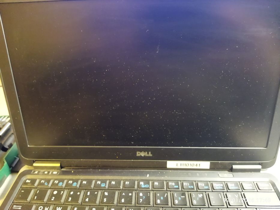 Dell Latitude E7240 на части