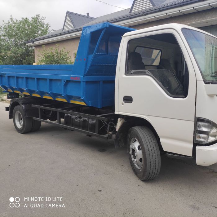 Продаётся Исузу, заводской самосвал