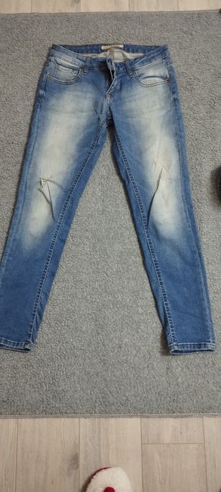 Blugi dama diferite modele