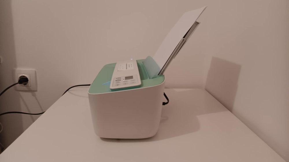 Мастилен принтер HP  3 в 1 принтер, скенер, копир