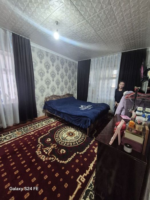1хонали 1-этажда жойлашган квартира сотилади