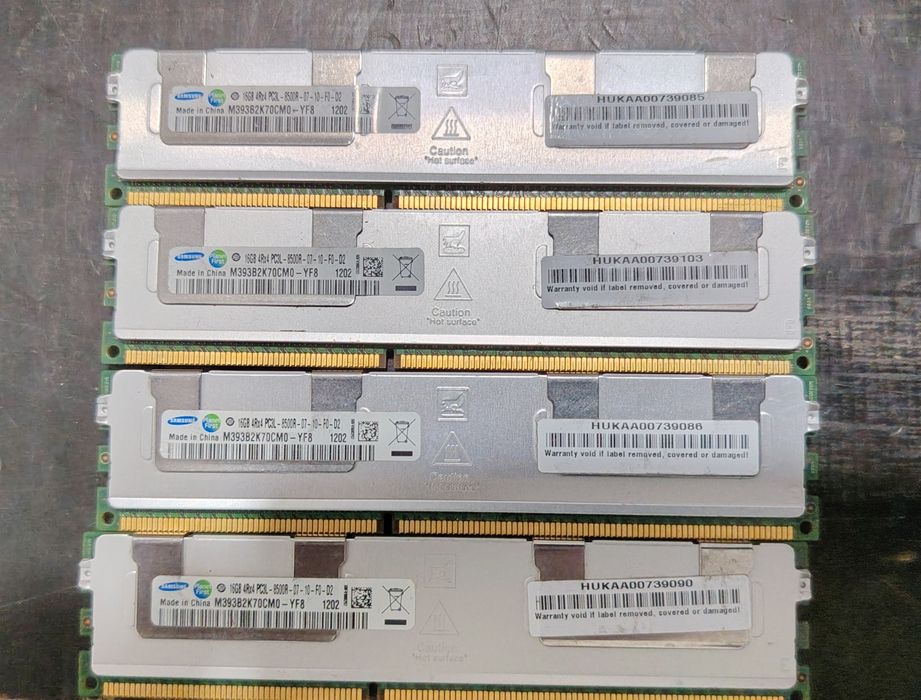 Kit 64GB DDR3 ECC Reg (4x16GB) Samsung PC3L-8500R Memorie Server