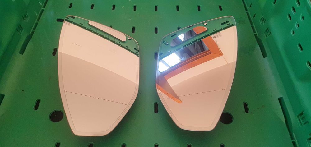 Sticla oglinda heliomata originala  set Audi A6 A7 C8 4K A8 D5 4N