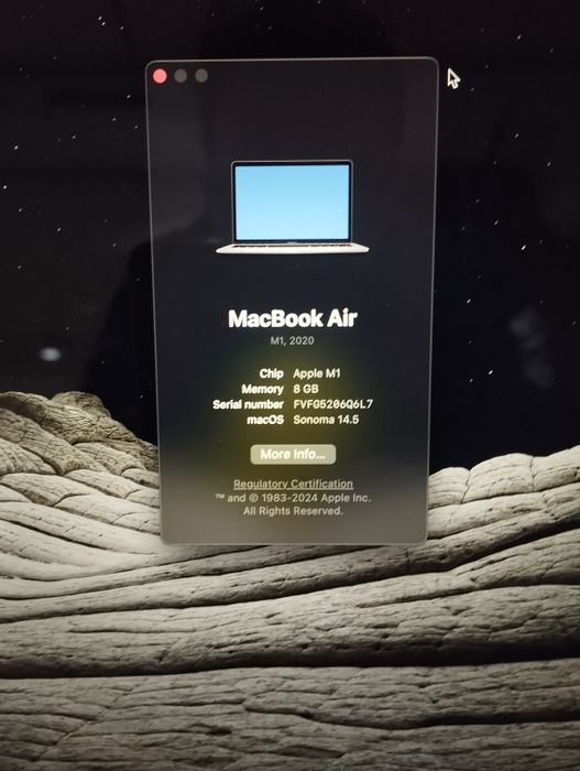 MacBook Air M1 8/256 срочно сотилади