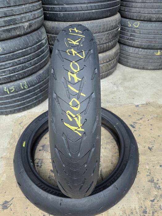 Anvelopa Moto Michelin 120/70 ZR17  DOT 3722. Stare Impecabilă.