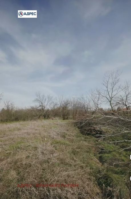 Парцел в Плевен, област-с.Коиловци площ 2200 цена 25000