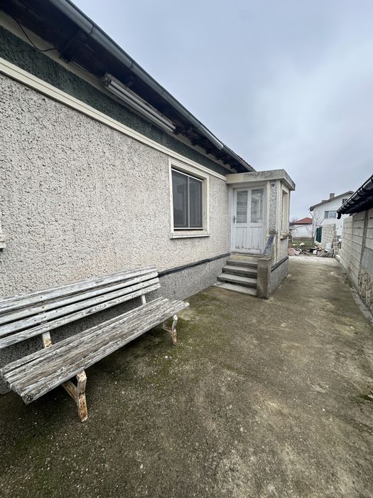 Продава се къща село Стефан Караджа