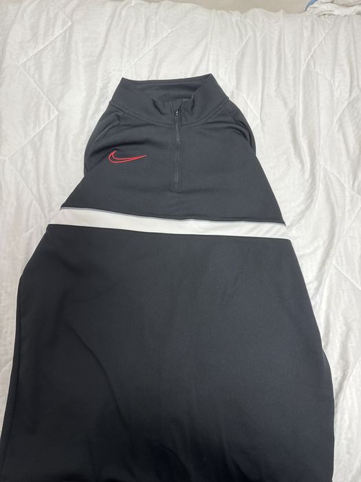 maleta pentru sala  culoarea neagra