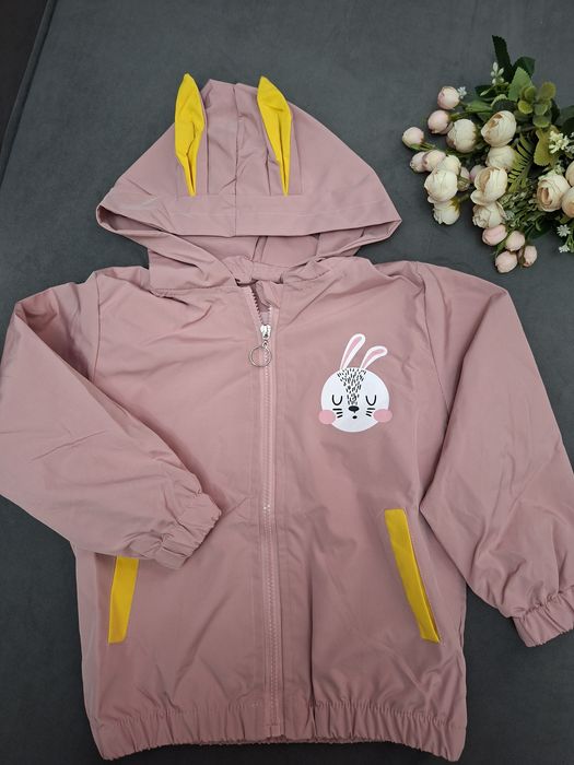 Vetrovka kuzgi yengi