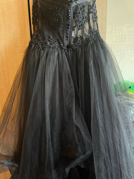 Бална черна рокля