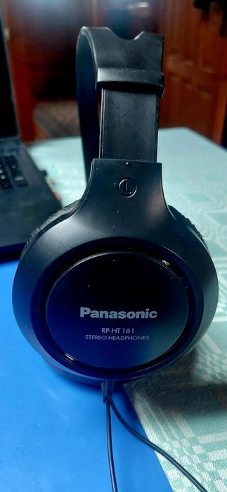 Vând căști audio Panasonic cu fir