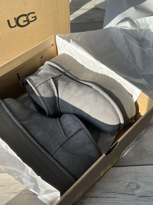 UGG classic ultra mini platform charcoal