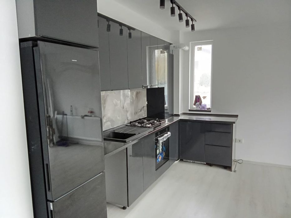 Mobila la comanda montaj mobilier tamplarie