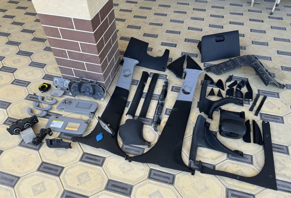 Салон разный пластмассы киа рио запчать