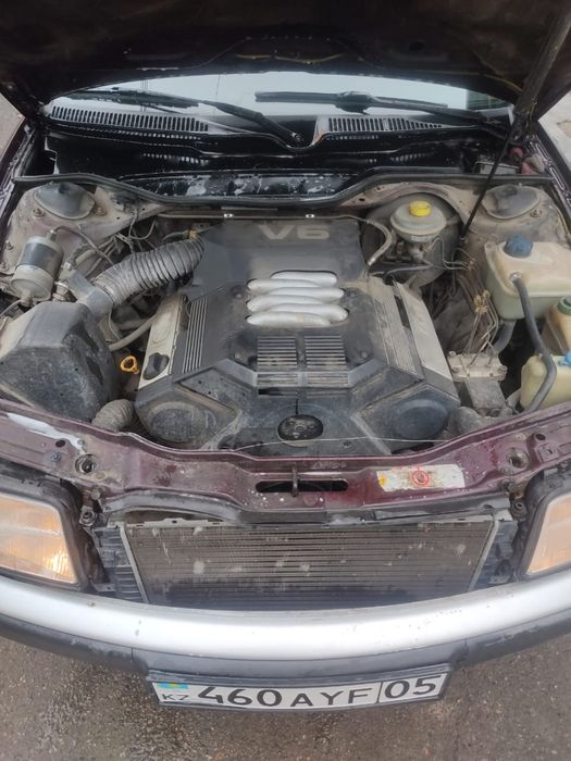 Продам ауди с4 2.6