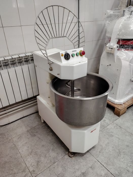 Тестомесы для пекарни