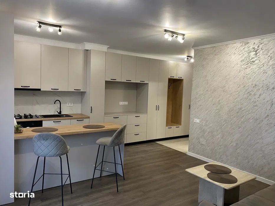 Apartament in bloc nou, etaj intermediar, zona Eroilor — fotografia 1