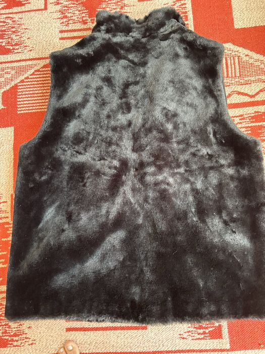 Vesta blana nouq