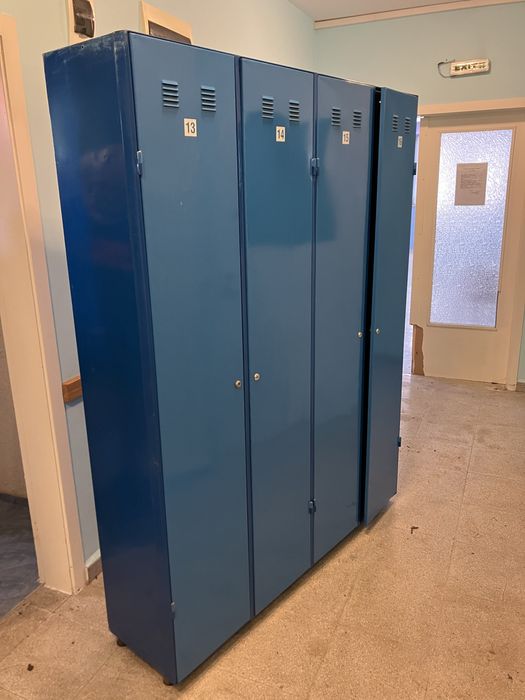 Метални гардероби/шкафове