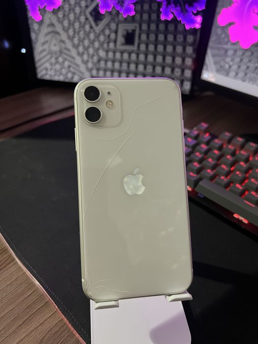 Продам IPhone 11 128гб