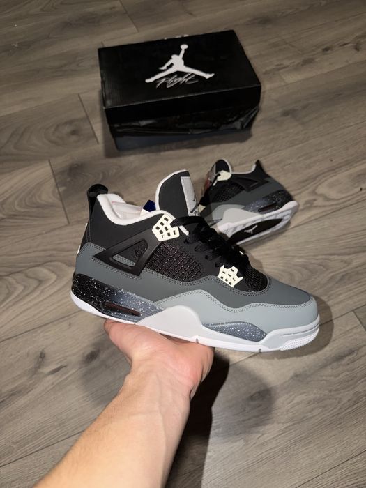 Jordan 4
