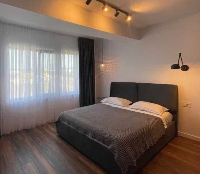 Дава се под наем Двустаен апартамент в Пловдив, Център - 41 кв.м за 142.8 € - Снимка #1