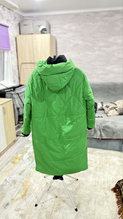 Продам куртки ,свитшот