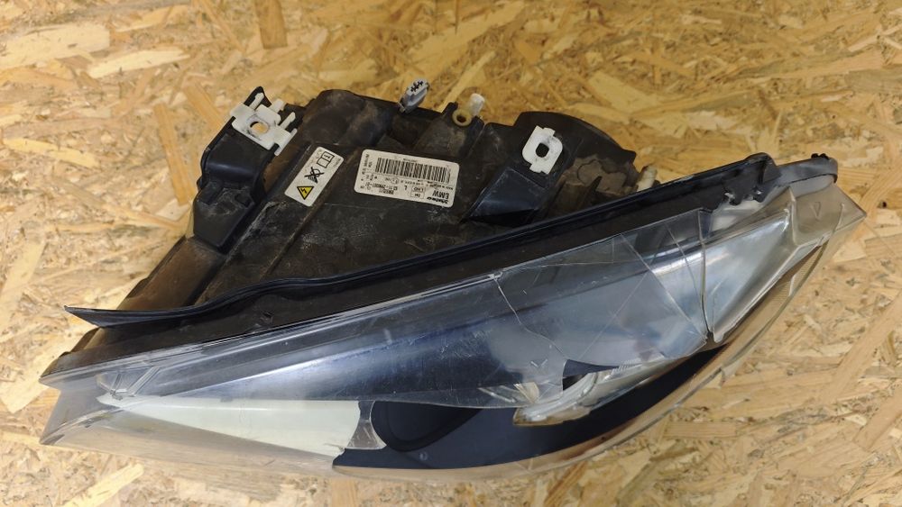 Ляв фар за БМВ Х1 BMW X1 E84 2009 -1012 Xenon