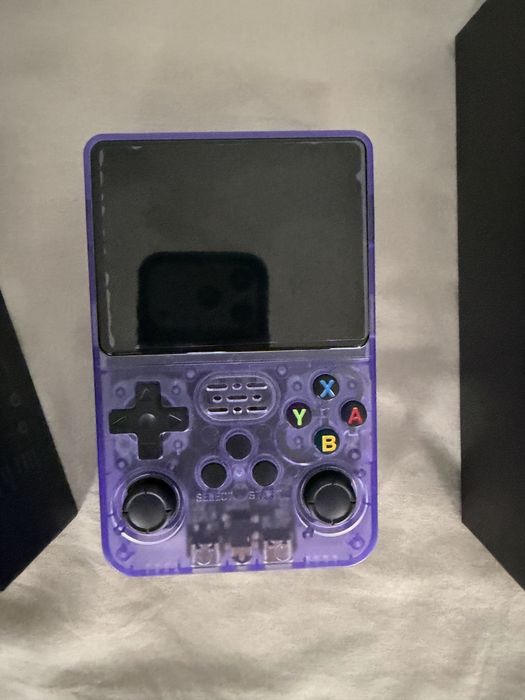Чисто нова Gamelab ретро конзола с 40к+ игри