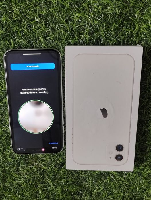 Продам iPhone 11 состояние отличное с коробкой