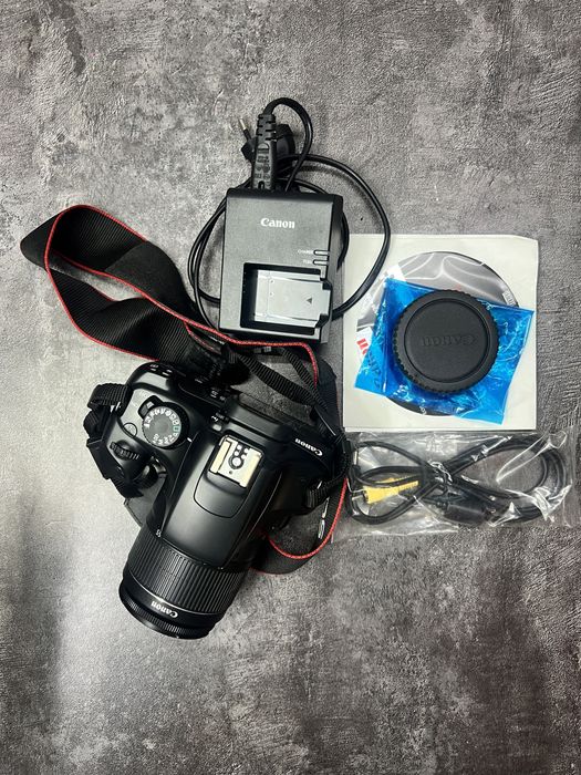 Canon EOS 1000D, EF-S 18-55