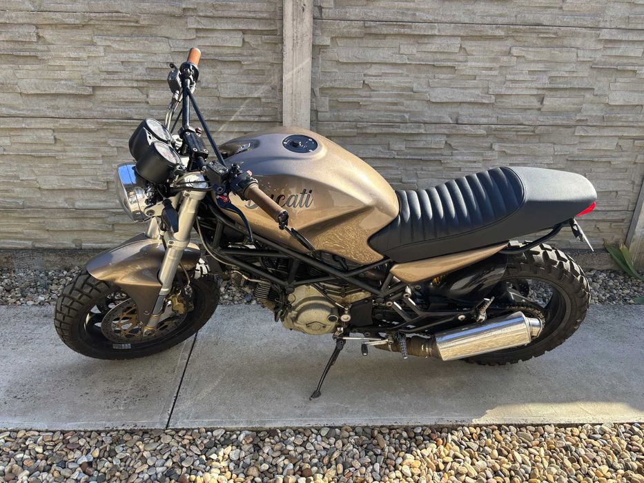 Ducati Monster 600