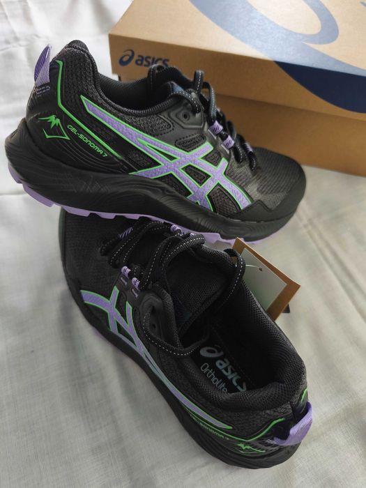 Adidasi pentru alergare Asics