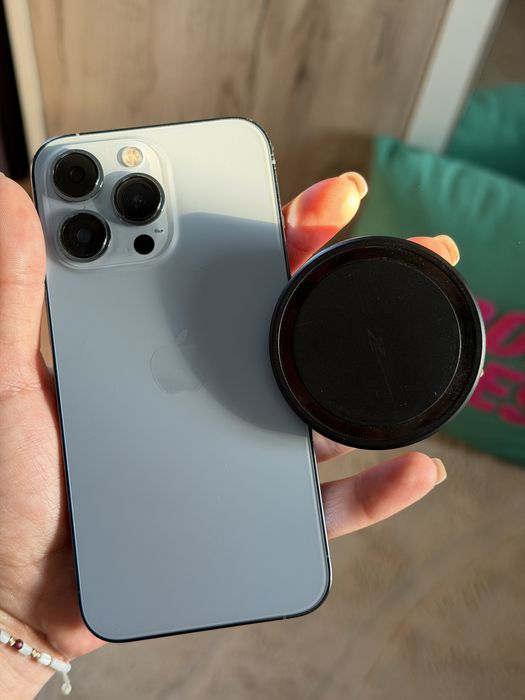 Телефон  iPhone 13pro Sierra Blue
