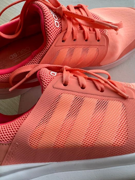 Дамски маратонки