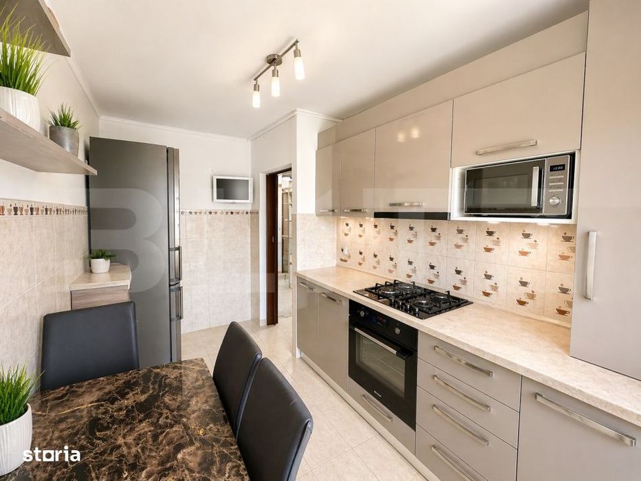 Apartament cu scara interioara, 100mp, 5 camere, 2 bai, Cetate