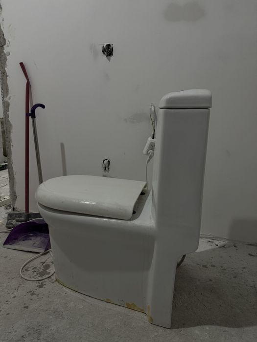 Продам унитаз б/у
