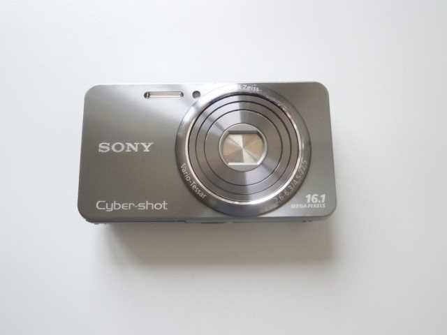 Цифров фотоапарат Sony Cyber-shot