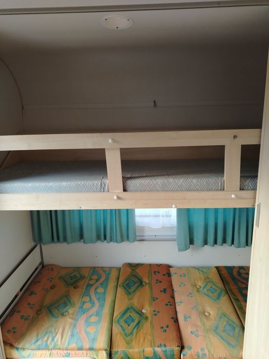 Каравана Шато Карат 1998г 3.8м