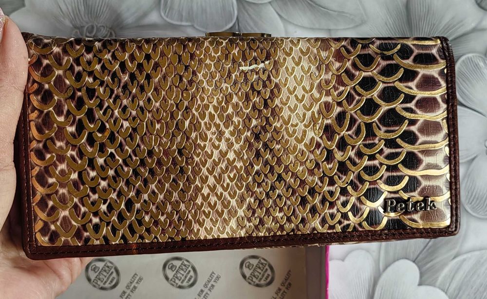 Кошелёк женский.