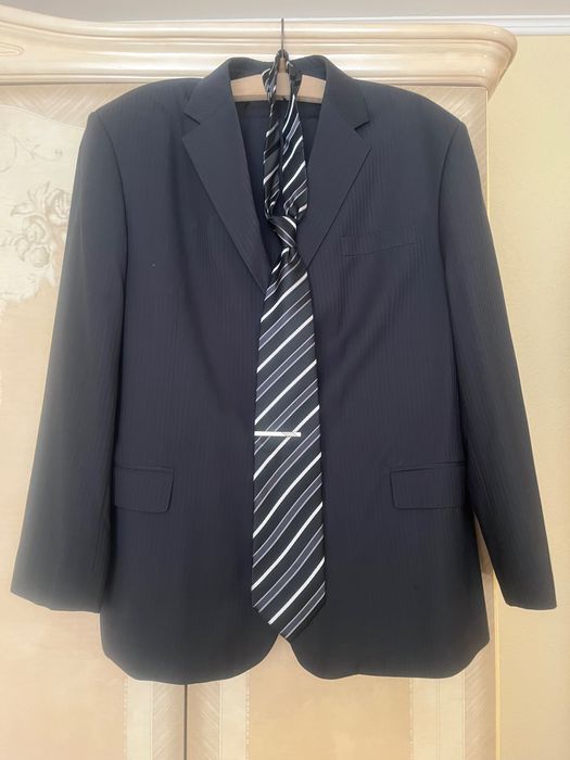 Мъжки костюм- официален