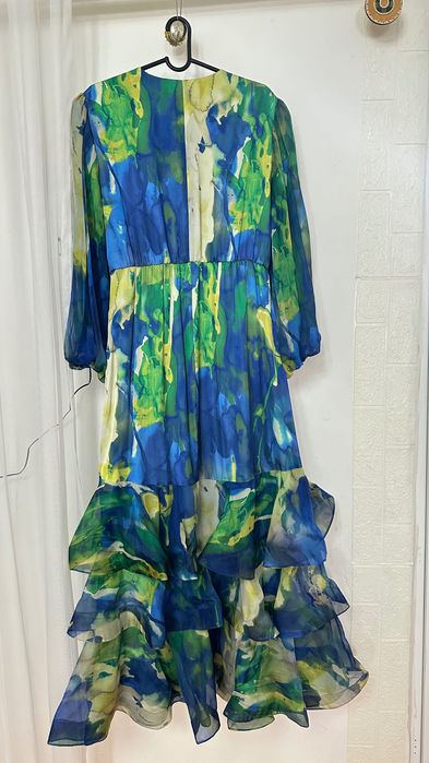 Вечернее платье почти новое